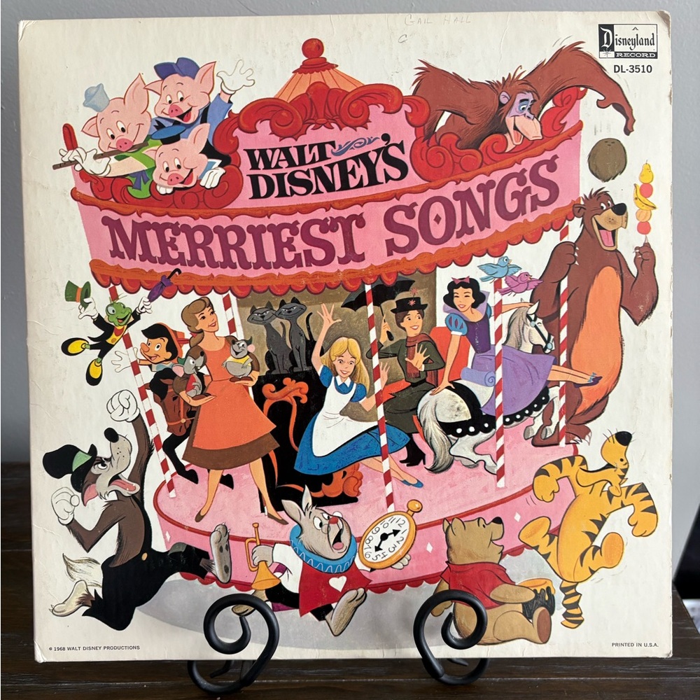 VINTAGE 1968 Walt Disney's Merriest Songs Vinyl LP Record- PERFECT shape!